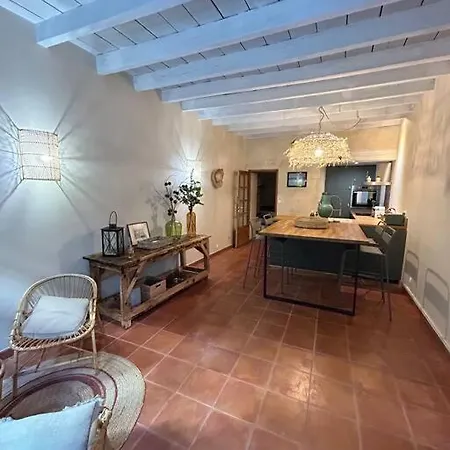 Le Maschica Centre Arles