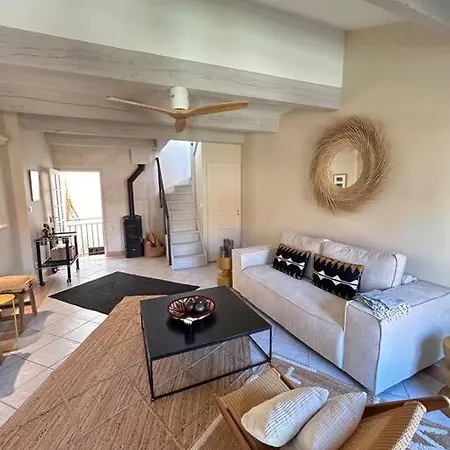 Le Maschica Centre Apartment